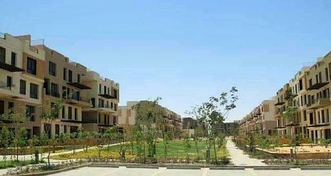 مذهلة دوبلكس حديقة مع سعر ساخن في سوديك