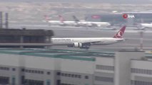İstanbul Atatürk Havalimanı'ndan Havalanan Son Yolcu Uçağı İstanbul Havalimanı'na İndi