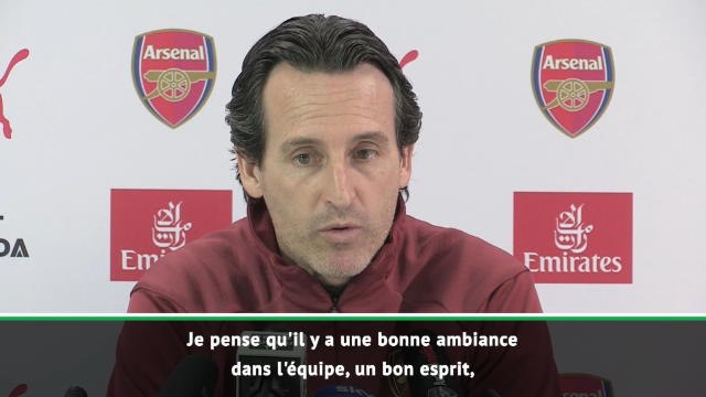 Arsenal - Emery heureux avec Mesut Özil