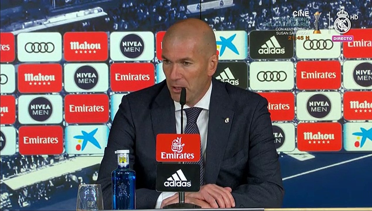 Zidane: "Benzema ha estado muy bien, pero todos han tirado del carro"
