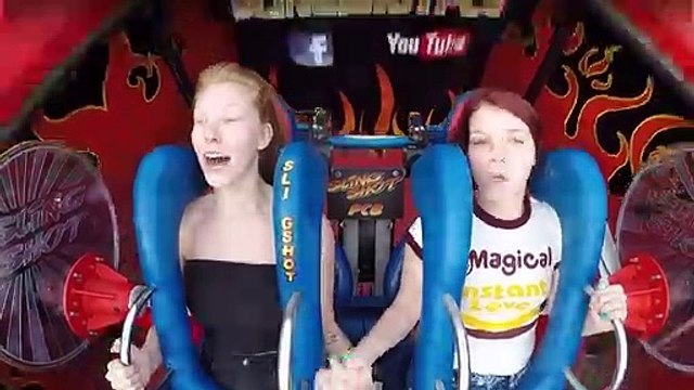 Cette filles enchaine les malaises dans un SlingShot
