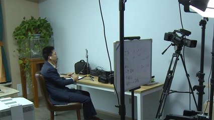 المستشار الإلكتروني بالصين يحل محل المحاضرين والمستشارين