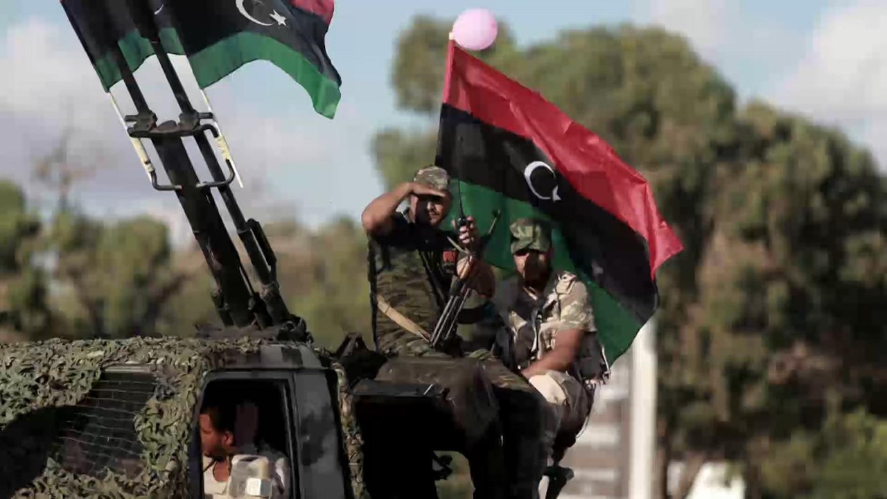 معركة كسر عظم بين الشرعية وقوات حفتر