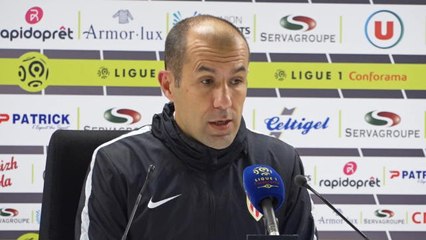 下载视频: 31e j. - Jardim : 