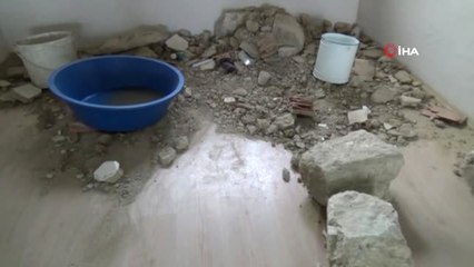 Evine Önce İstinat Duvarı, Sonra Deprem Zarar Verdi