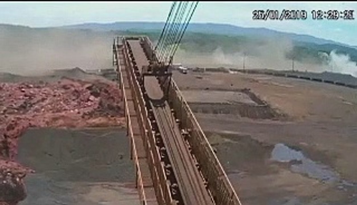 TSUNAMI DE REJEITOS EM BRUMADINHO