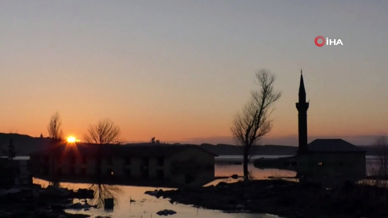 Kars’ta Sular Altında Kalan Cami Havadan Görüntülendi