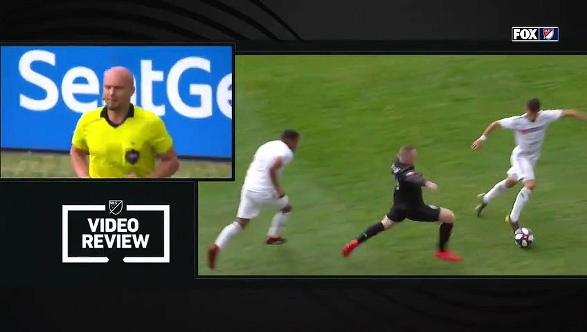 Foot : le vilain tacle et carton rouge de Rooney ! - Vidéo Dailymotion