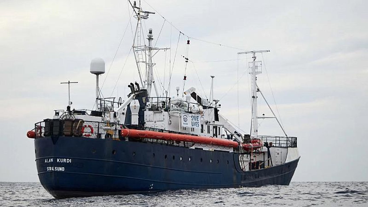 64 Migranten an Bord - 'Alan Kurdi' läuft Richtung Malta