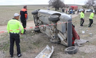 Düğün konvoyunda facia! Ölü ve yaralılar var