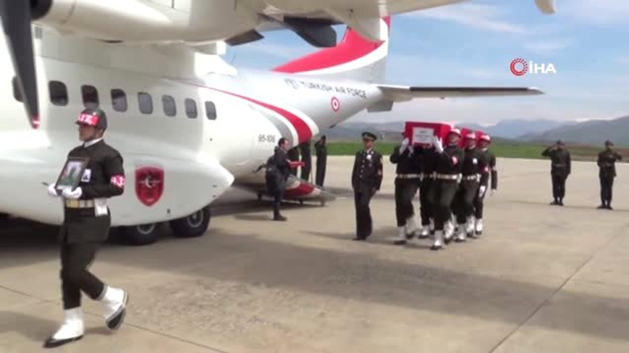 Şehit Piyade Er Mehmet Kaya Memleketi Siirt'te Toprağa Verildi