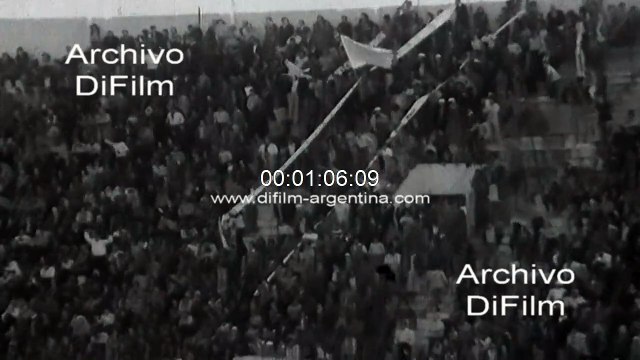 Huracan vs Ferro Carril Oeste - Campeonato Metropolitano 1973