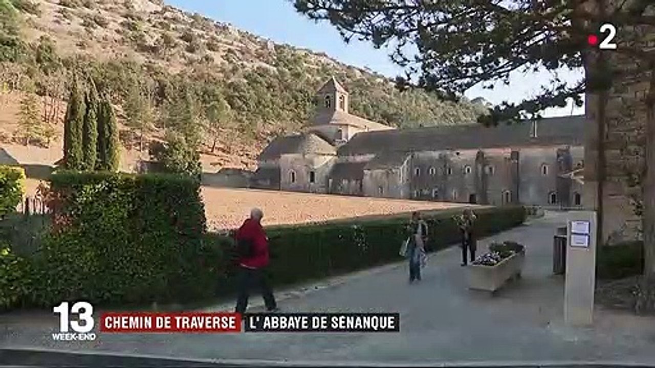 Vaucluse : l'abbaye de Sénanque, un refuge pour les moines cisterciens