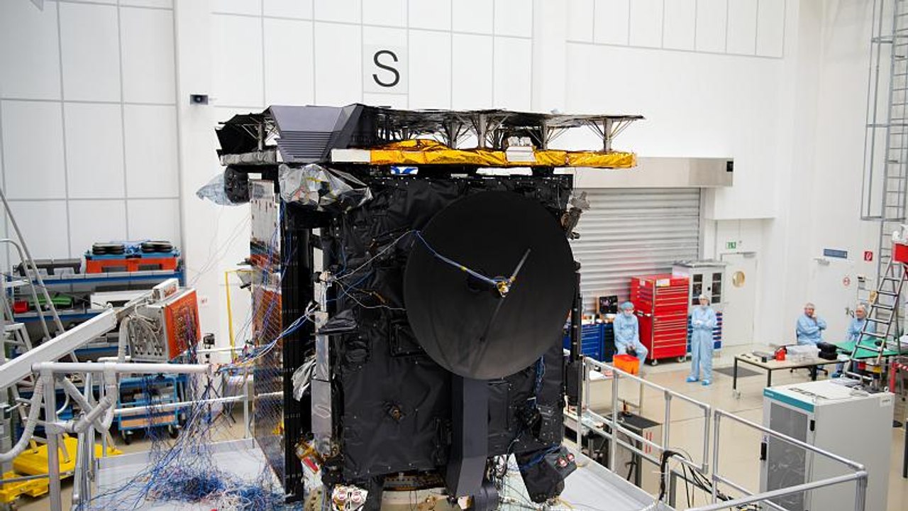 Gib ihr Bass! Weltraumsonde wird mit Lautsprechern getestet