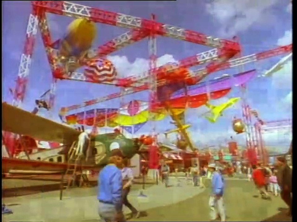 Matheus Felipe - Small 日本のショッピング (Full Visual Album)