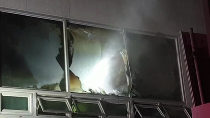 부산 금정 학원건물 새벽 화재...인명피해 없어 / YTN