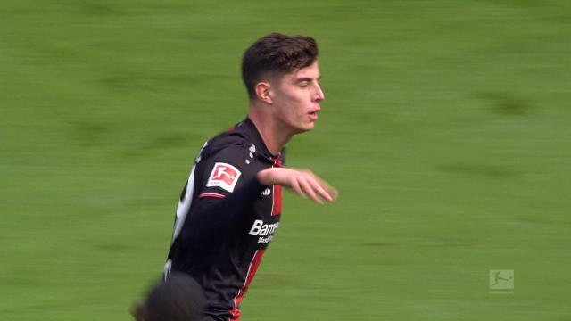 Bundesliga: 28e j. - La magnifique reprise de volée d'Havertz pour Leverkusen
