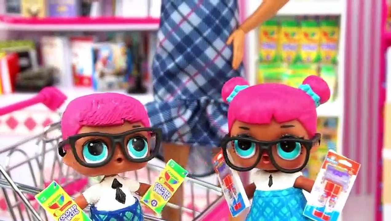 LOL Teachers Pet Family Goes School Supply Shopping - Barbie Supermarket Toy | Boomerang