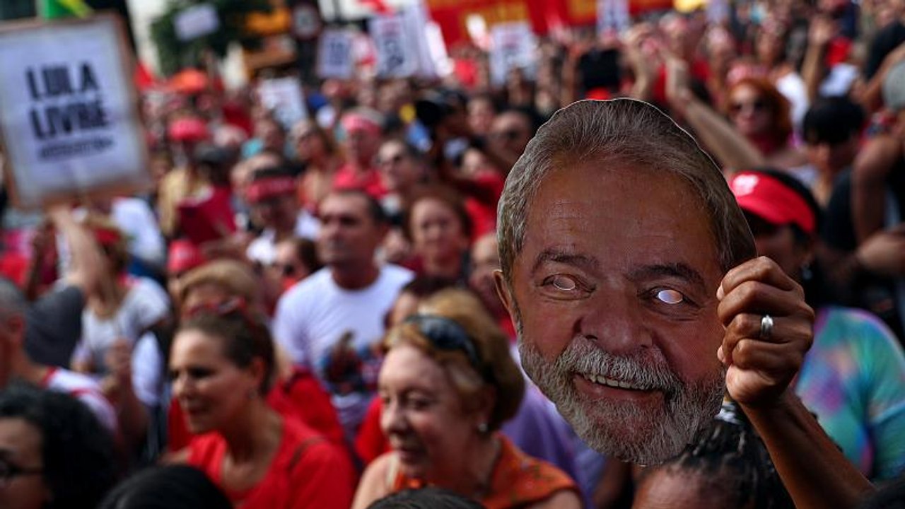Schon 1 jahr gefängnis: proteste gegen lula da silvas haft