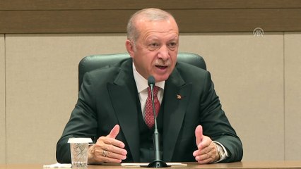 Descargar video: Cumhurbaşkanı Erdoğan: '(İstanbul'da seçimde usulsüzlük yapıldığı iddiası) Usulsüzlükler bazı değil neredeyse bütünü usulsüz' - İSTANBUL