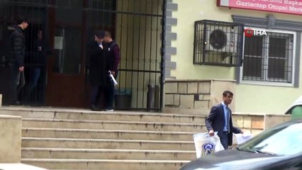 Annenin vahşeti kardeşin vicdan azabıyla ortaya çıktı... Öldürdü, buzdolabında sakladı, sonra da gömdü