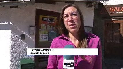 ITW-brexit saloon-AV97-08-04-2019