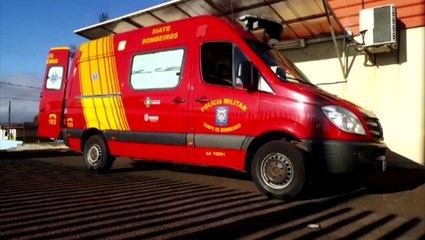 Vítima de colisão de trânsito é levada para UPA Veneza