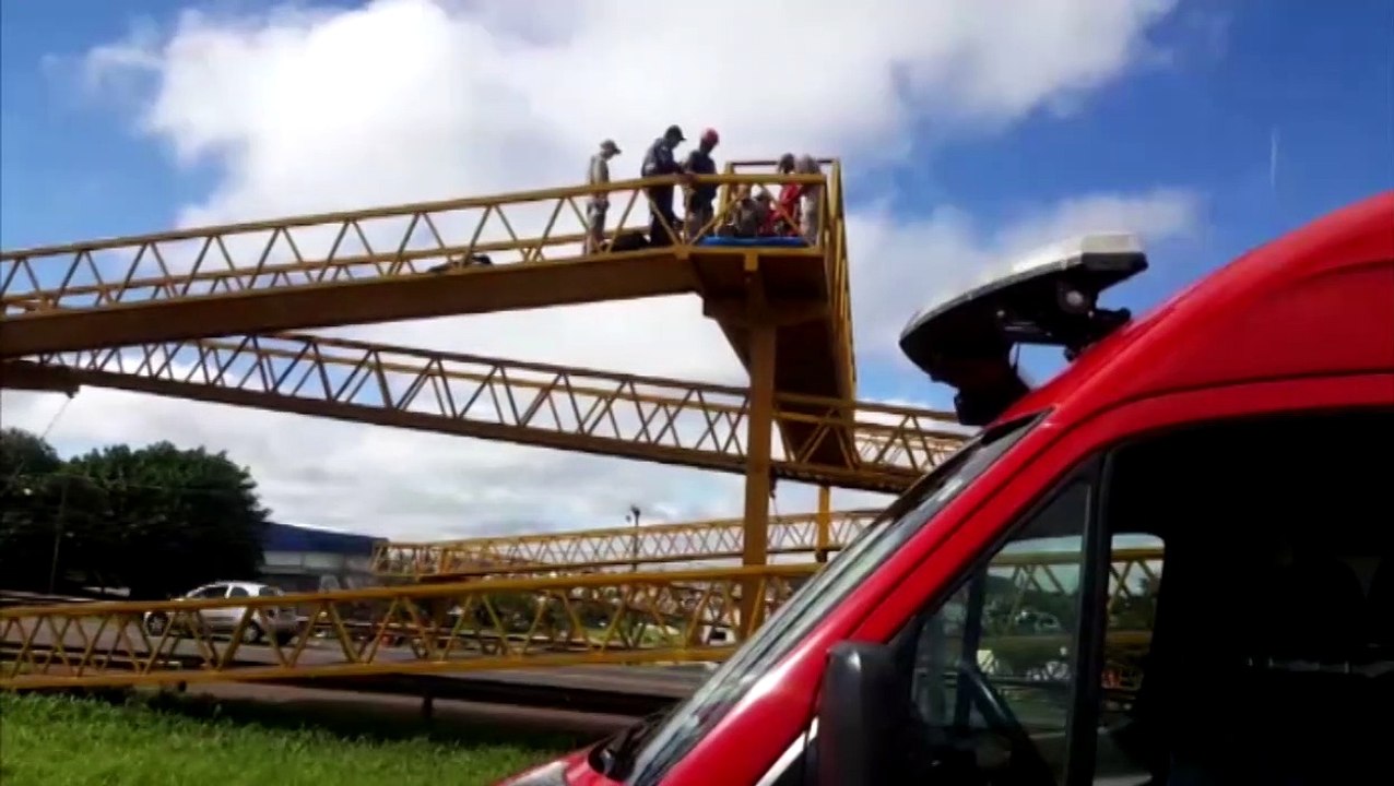 Bombeiros treinam atendimento à vítima de tentativa de suicídio