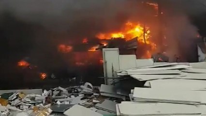 서울 외곽순환도로 인근 화재 진화 / YTN