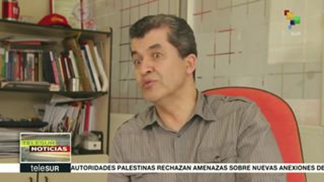 teleSUR Noticias: Venezuela: pueblo se moviliza en apoyo al gobierno