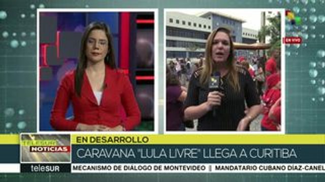 teleSUR Noticias: Brasil: caravana Lula Livre llega a curitiba