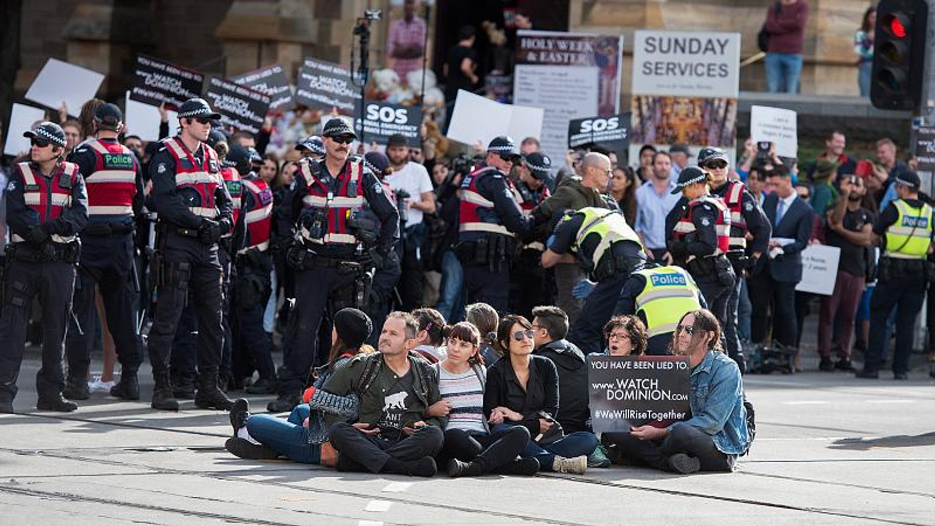 ⁣Animal rights activists arrested in Australia after traffic protest