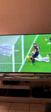 Choupo-Moting fait le buzz après son incroyable raté lors du match PSG-Strasbourg