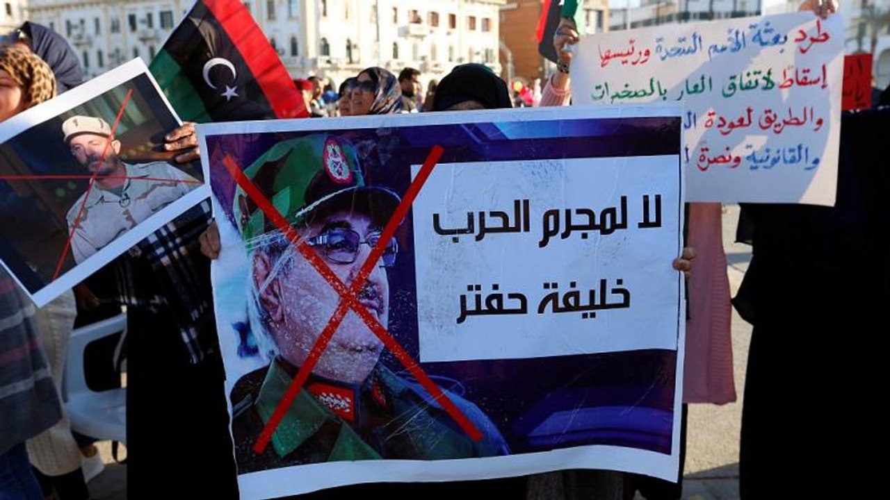 Les Libyens se mobilisent contre le maréchal Haftar