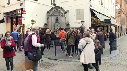 تمثال مانكين بيس رمز بروكسل بات مراعيا للبيئة