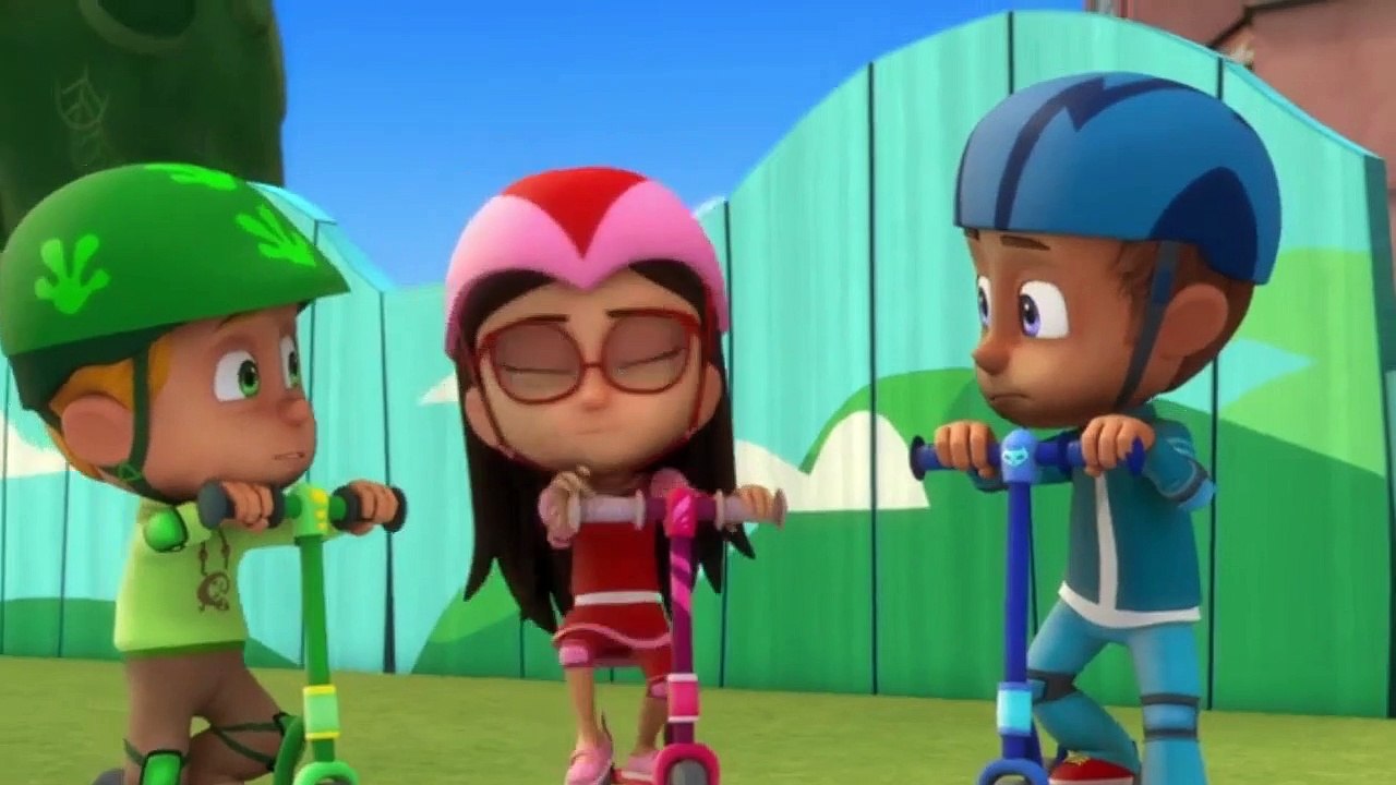 Pyjamasques - Gluglu et le rayon bébéficateur - Bibou et l'éclipse lunaire