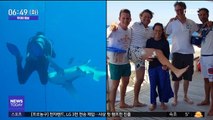 [투데이 영상] 상어에 공격당한 잠수부, 극적 탈출