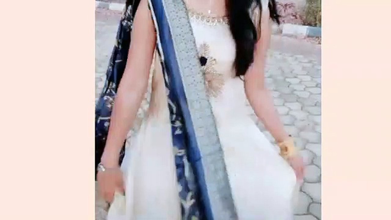 Mujhashe mahabat .monoranjon video.
