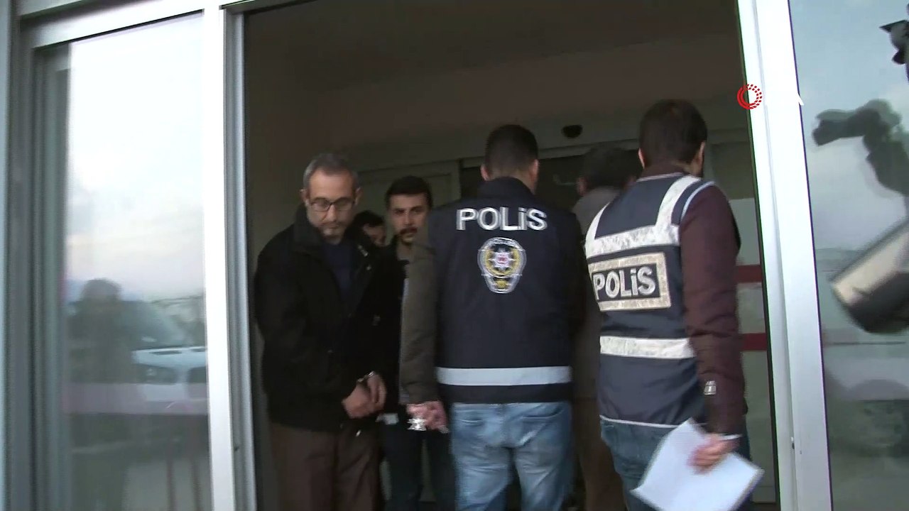 Polislere FETÖ operasyonu