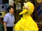 Classic Sesame Street - Big Bird Learns About Love