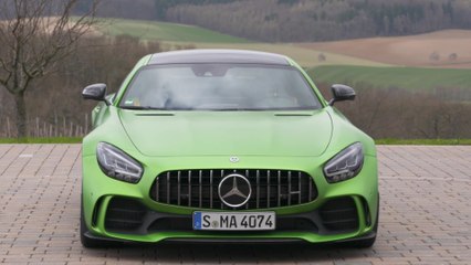 Mercedes-AMG GT R Design in Green hell magno