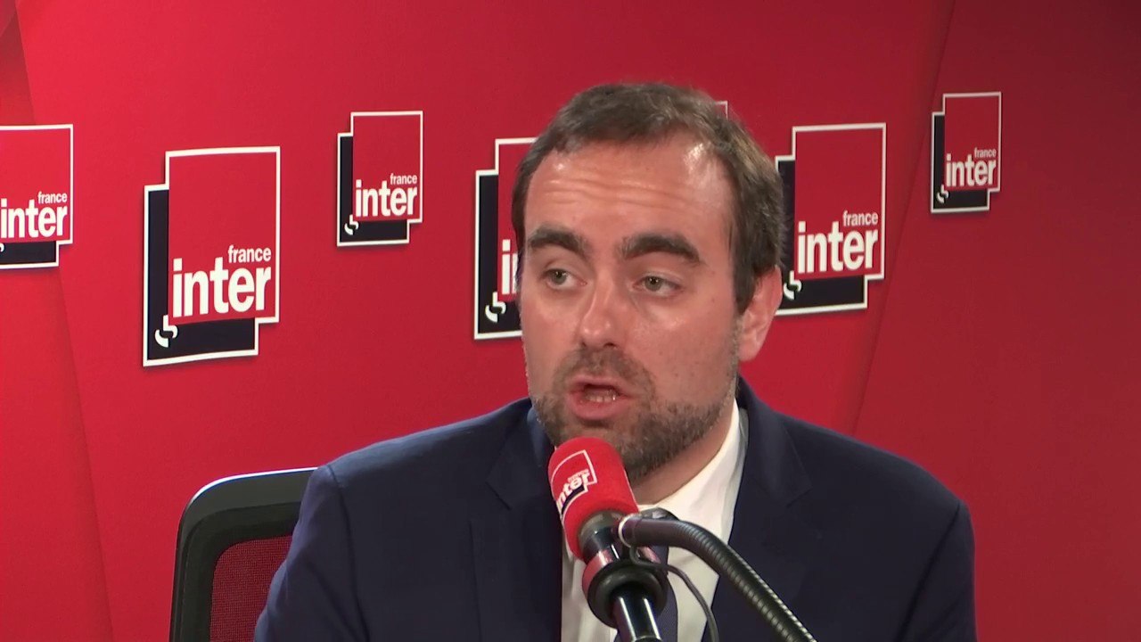 Sébastien Lecornu : la taxe carbone, "je ne souhaite pas qu'on la réinvente ou qu'on la restitue, on n'en peut plus du punitif : il faut réinventer des mécanismes d'incitation"