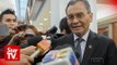 Dzulkefly receives maternal healthcare petition for Sarawakian mothers