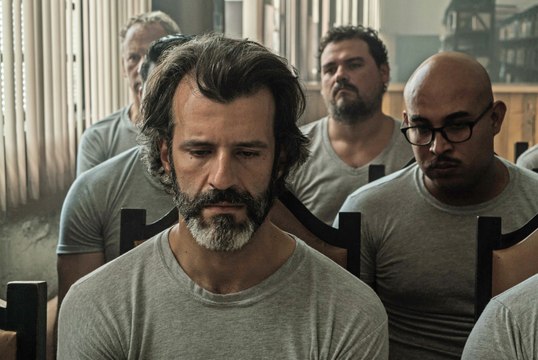 Tremblements Bande-annonce VO (2019) Juan Pablo Olyslager, Diane Bathen