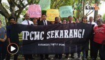 Aktivis berarak ke parlimen laung 'kami mahu IPCMC!'