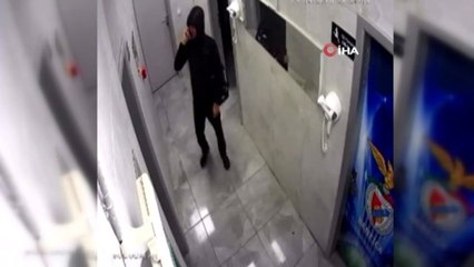 İstanbul'da "Yok Artık" Dedirten Hırsızlık Kamerada