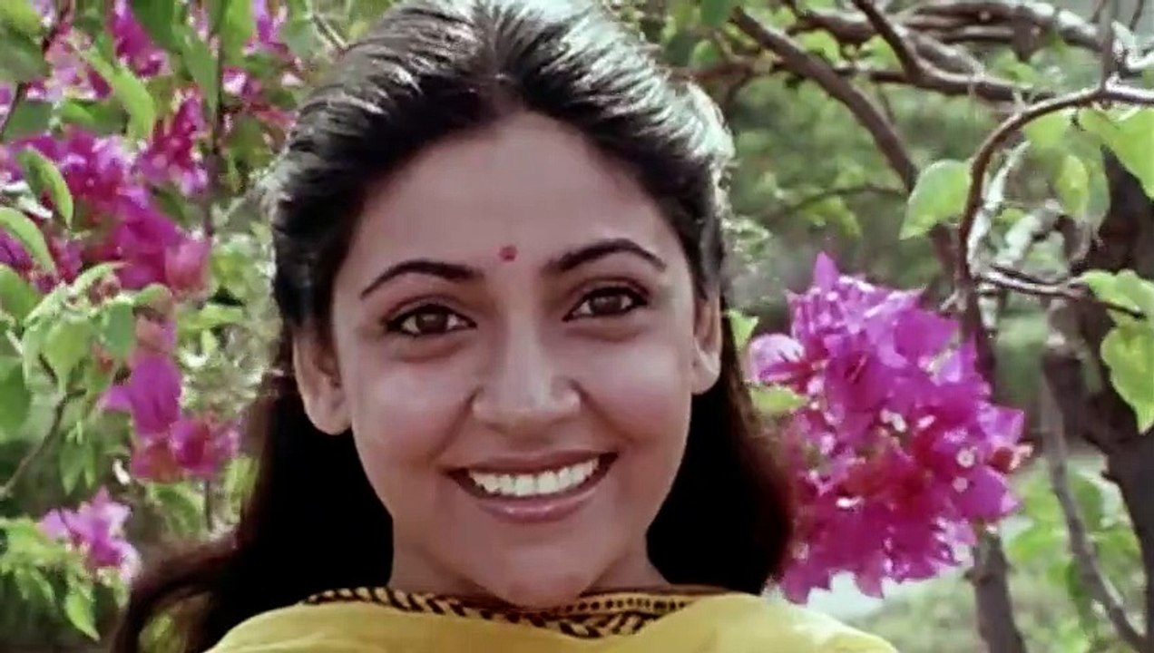 Tum Ko Dekha Toh Ye Khayal - Jagjit Singh Ghazals (HD)- Deepti Naval - Farooq sheikh - Saath Saath