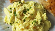 How To Make The Best Scrambled Eggs Ever | Delish Insanely Easy