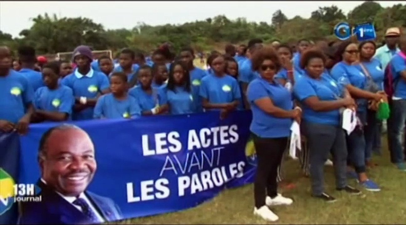 RTG/Remise d’équipements aux populations de la localité de Léconi par les membres de l’association Ajev