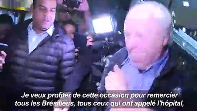 Brésil: de retour au pays, Pelé remercie les Brésiliens